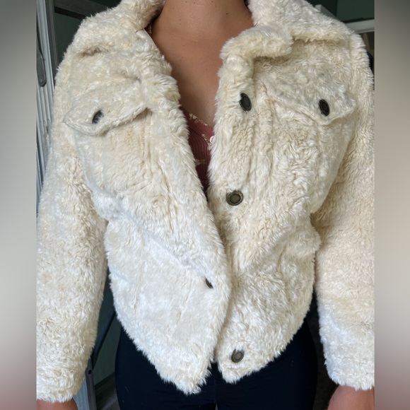 VS Faux Fur Teddy Coat - Picture 4 of 5